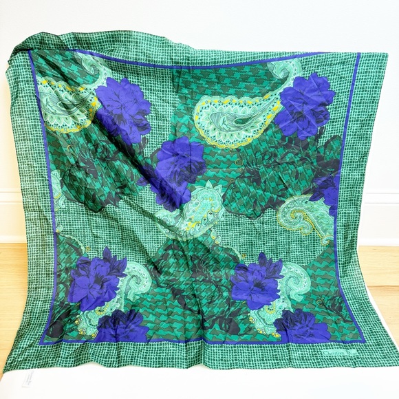 Christian Dior | E'Charpes Vintage Emerald Green Oversized Silk Square Scarf - Picture 1 of 5